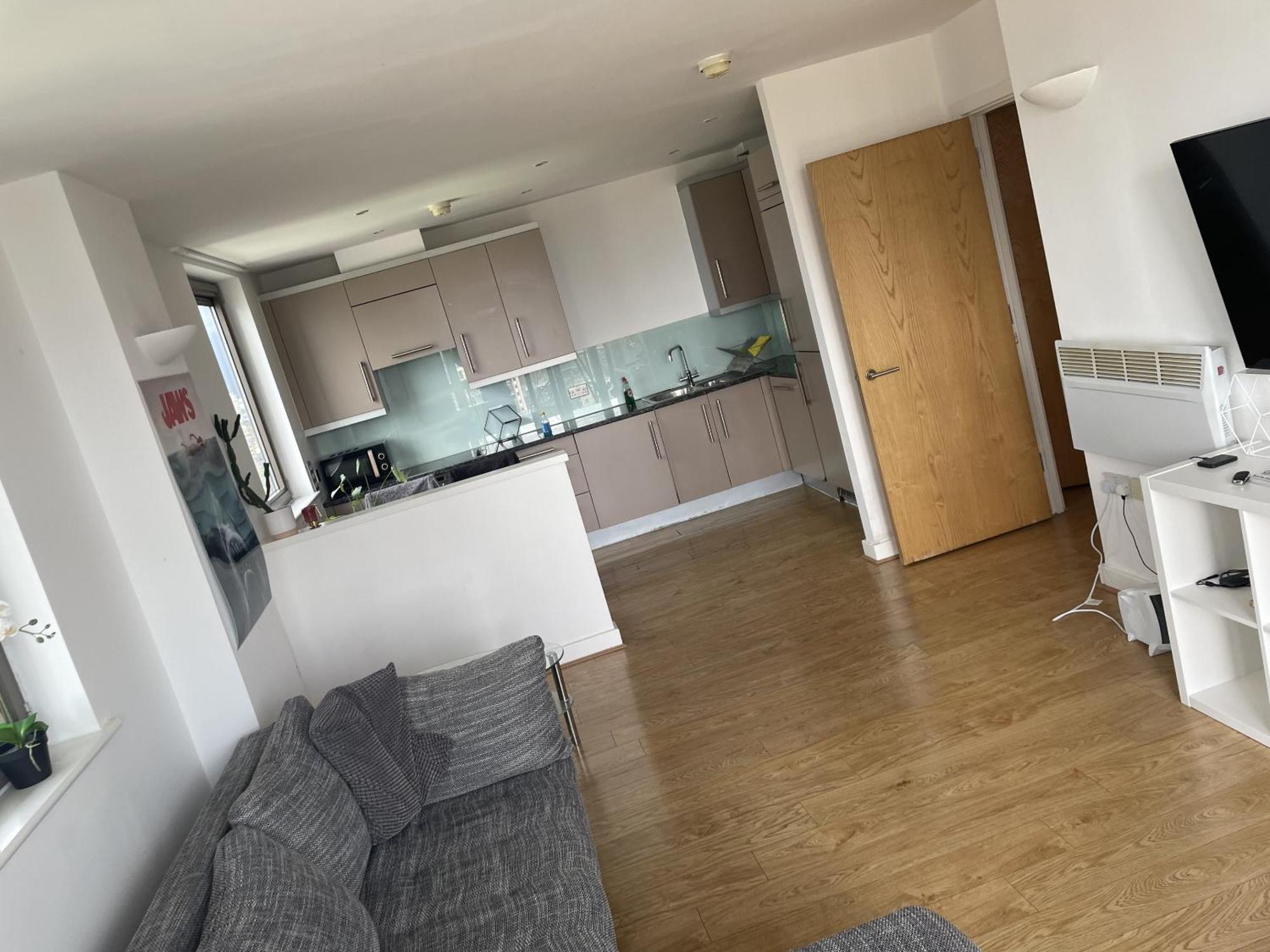 Whitechapel Two Bedroom Luxury Apartment - Free Private Parking - City Views London Exterior foto