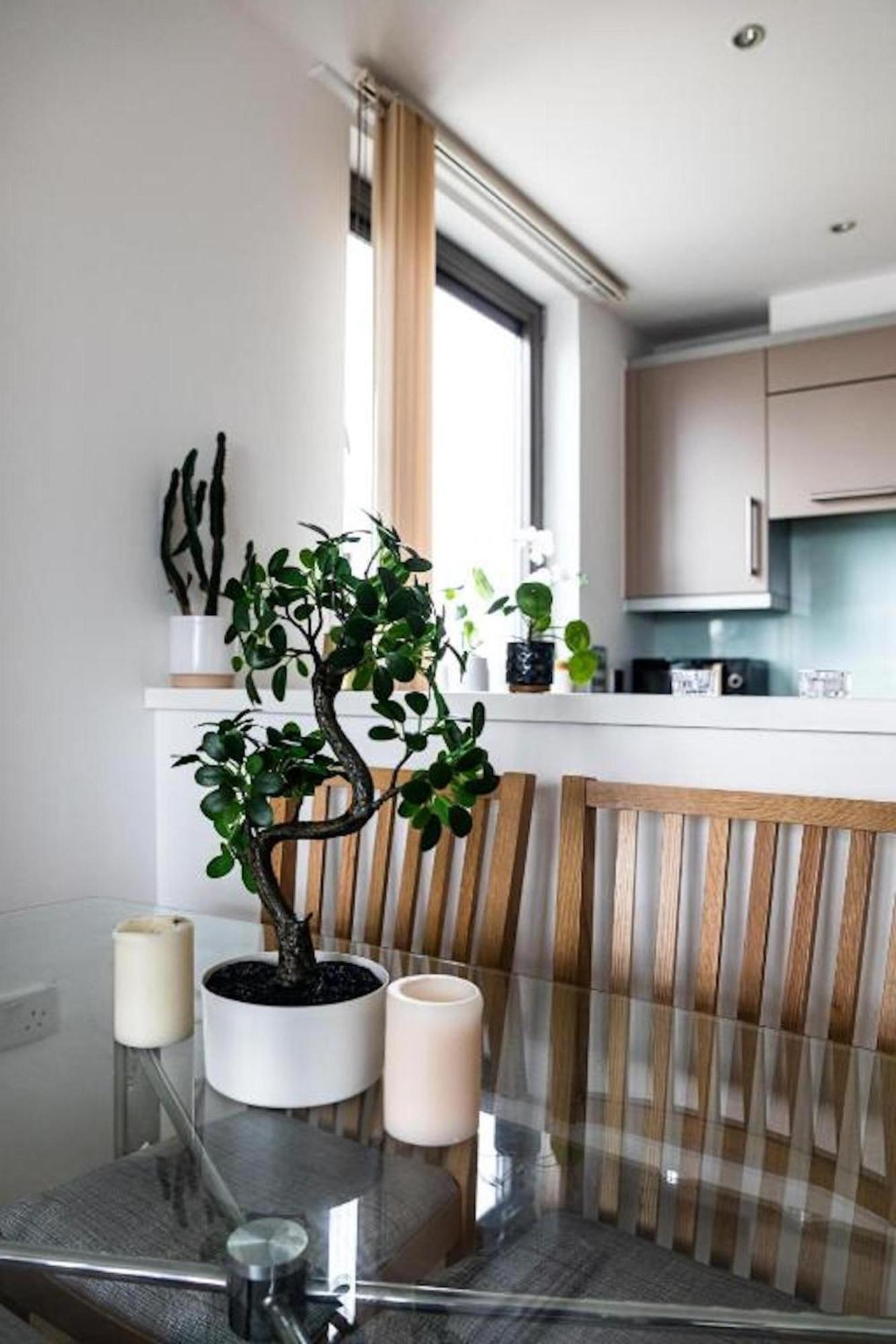 Whitechapel Two Bedroom Luxury Apartment - Free Private Parking - City Views London Exterior foto